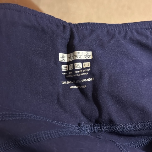 Non-branded Leggings - Picture 2 of 2